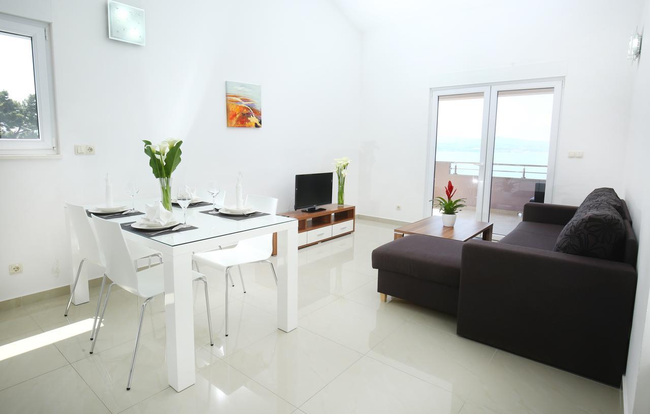 Apartments Nemira Exclusive Omiš Exterior foto